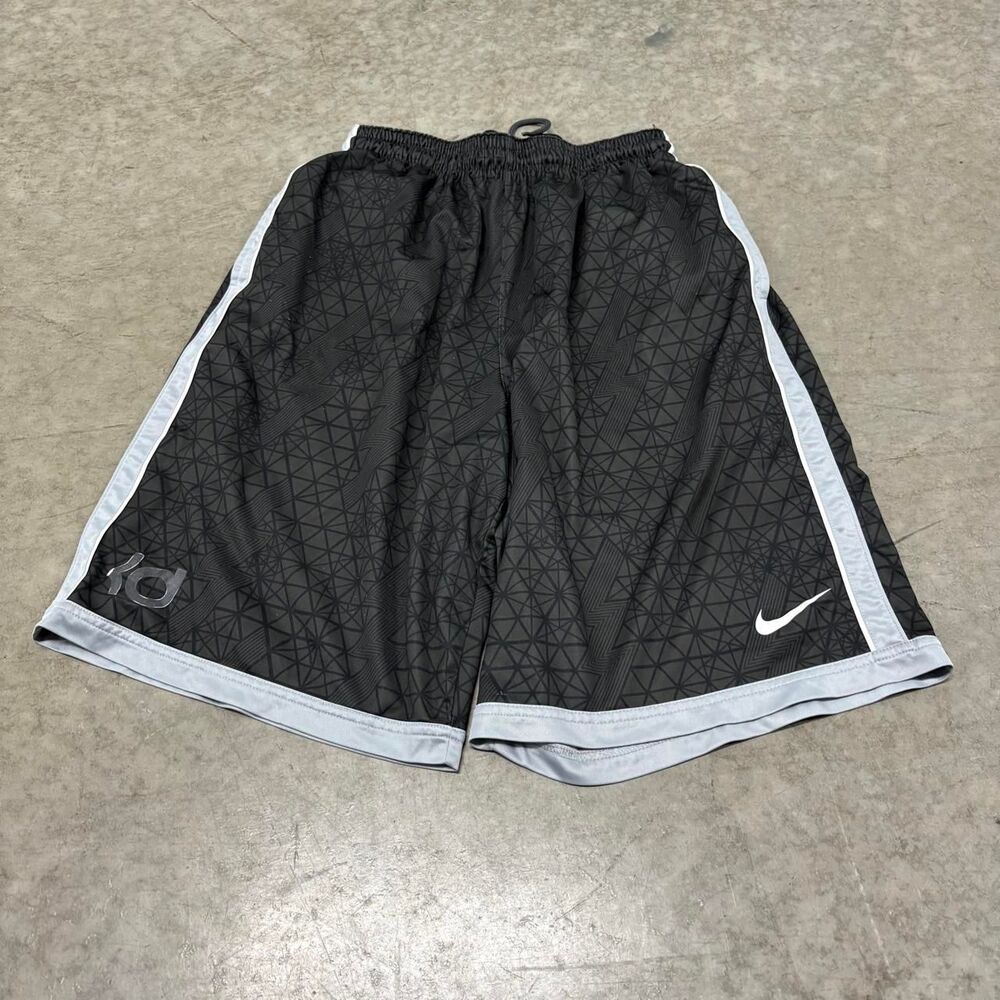 Nike Men's Grey and Black Shorts